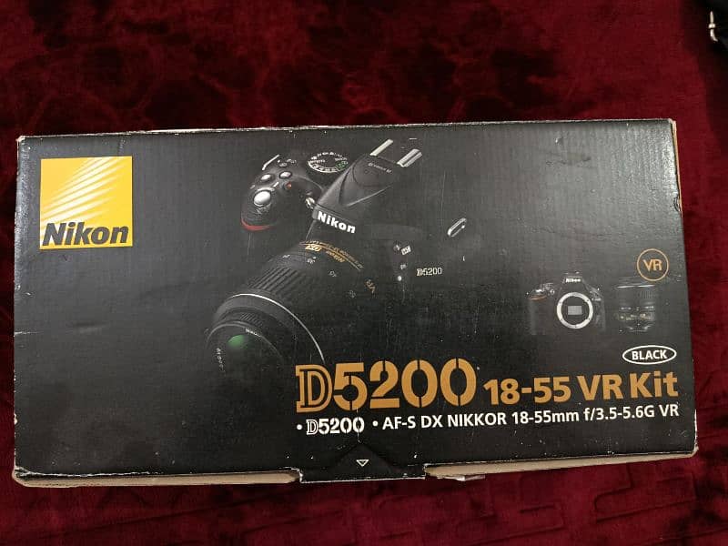 Nikon D5200 with 18-55mm lens + SB 400 Speedlight flash + 16 gb Card 6