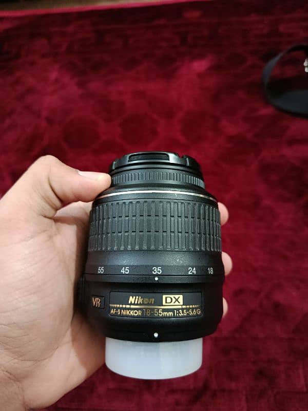 Nikon D5200 with 18-55mm lens + SB 400 Speedlight flash + 16 gb Card 7