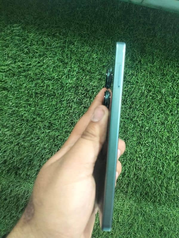 Redmi note 13 pro 8gb 256gb one hand use 03068895614 is no call karo 0