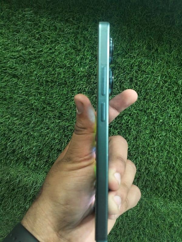 Redmi note 13 pro 8gb 256gb one hand use 03068895614 is no call karo 2