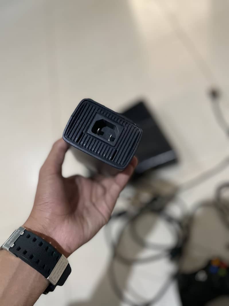 X box 360 e slim 12