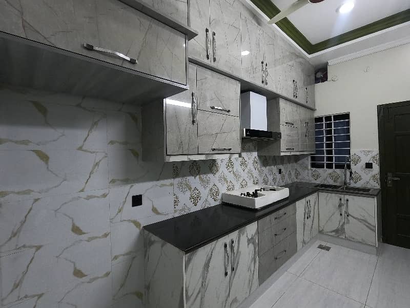 Your Search Ends Right Here With The Beautiful On Excellent Location House In G-11/1 At Affordable Price Of Pkr Rs. 78500000 13