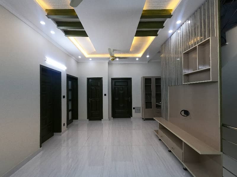 Your Search Ends Right Here With The Beautiful On Excellent Location House In G-11/1 At Affordable Price Of Pkr Rs. 78500000 33