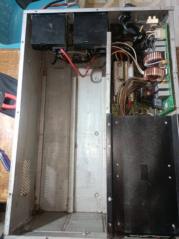 5KVA SMART SINE WAVE UPS 7