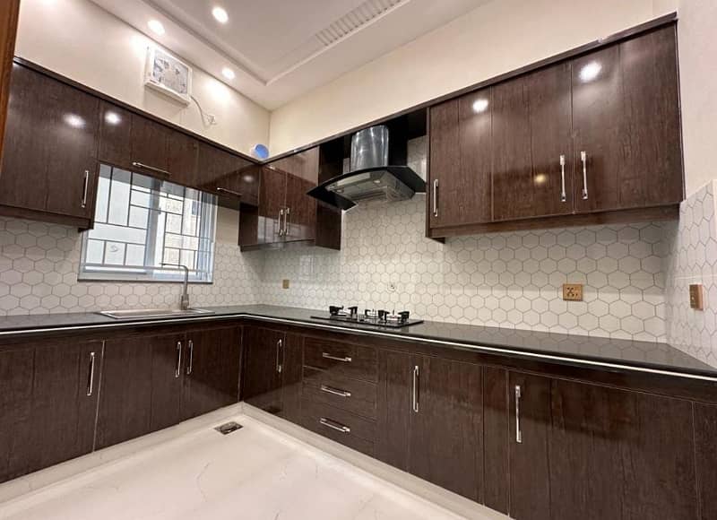 We Are Offering A 5 Marla House For Sale In Eastern Extension Block Bahria Orchard 11