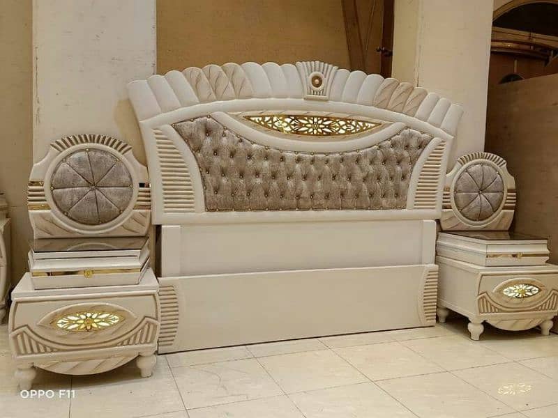 bed drasing side tables 4