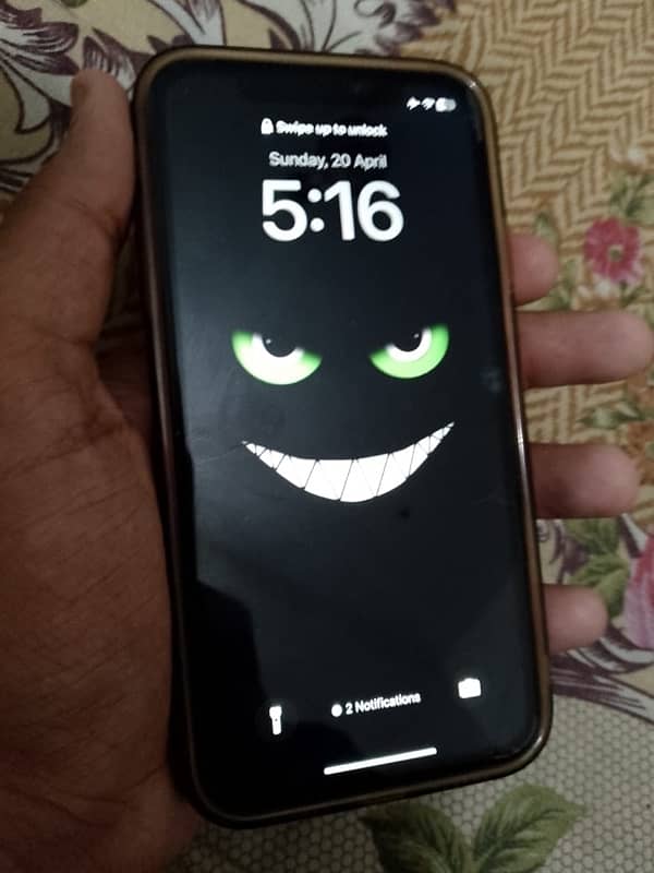 iphone xr non pta 128gb/price negotiateable 0