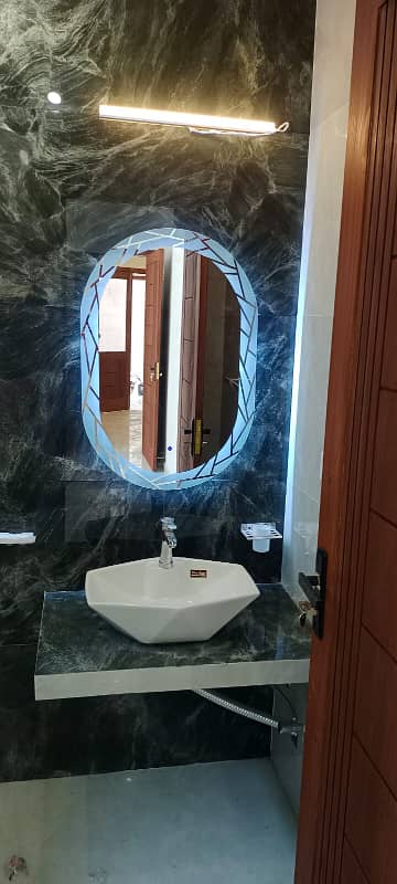 10 MARLA UPPER PORTION AVAILABLE FOR RENT IN IEP TOWN 2