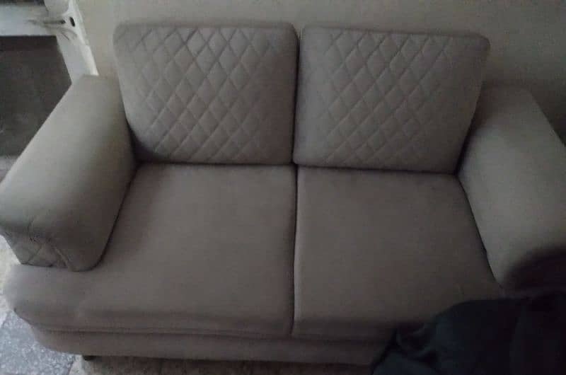 like new condition 6 seater sofa set urgent sale 1