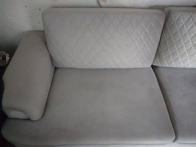 like new condition 6 seater sofa set urgent sale 5