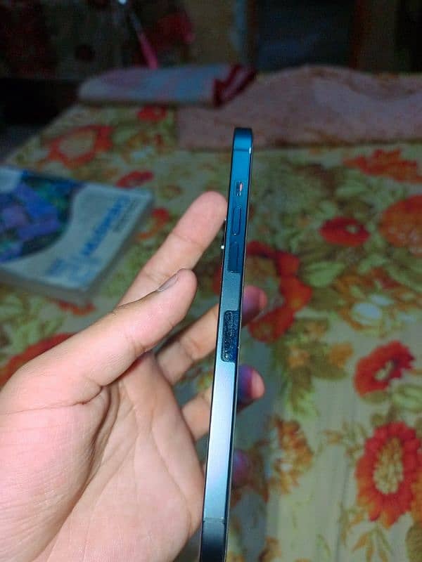 Iphone 12 pro max 1
