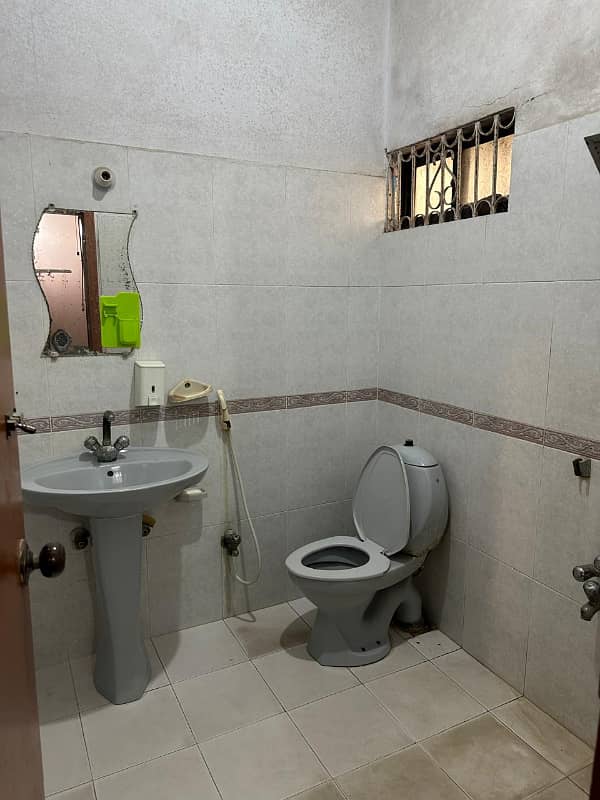400 (sq. yd) Bangalow for Sale in Gulshan Kaneez Fatima Society Block-1 12