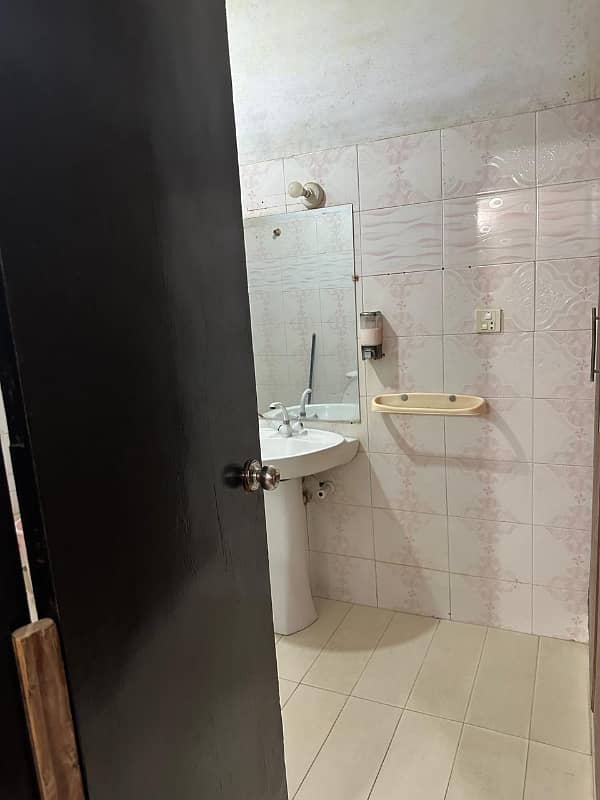 400 (sq. yd) Bangalow for Sale in Gulshan Kaneez Fatima Society Block-1 16