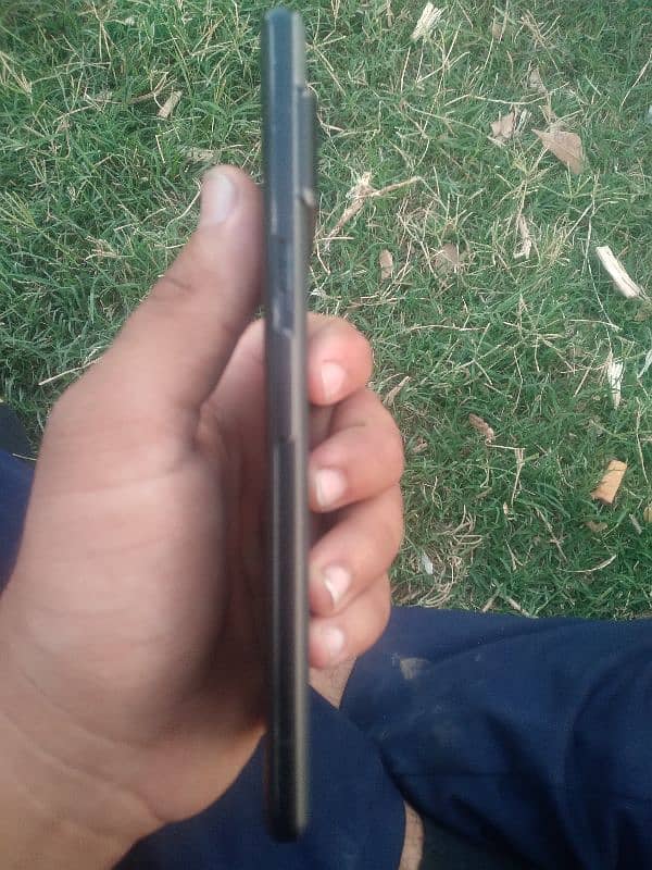 Google pixel 6 pro available in cheap price 2