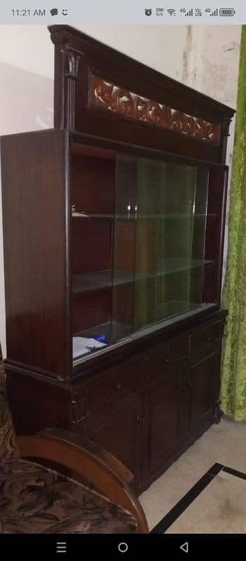 Showcase for sale 10/10 condition no fault 0