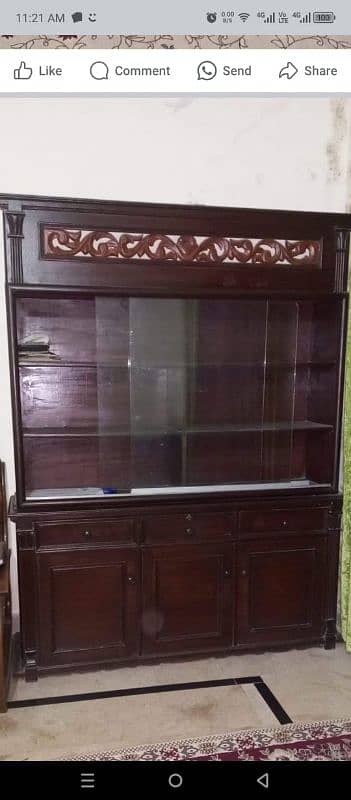 Showcase for sale 10/10 condition no fault 2