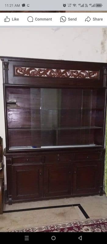 Showcase for sale 10/10 condition no fault 3