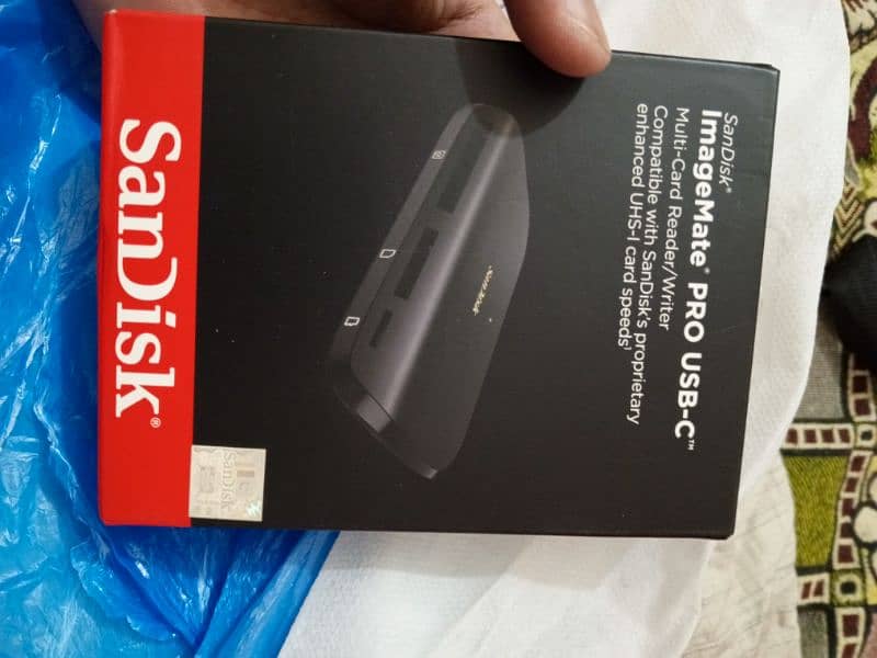 SanDisk ImageMate PRO USB-C Multi Card Reader 0