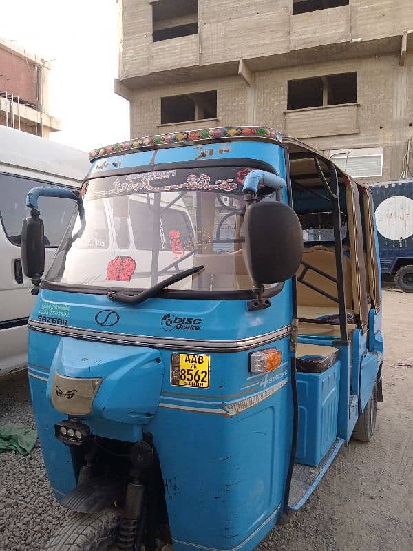 rickshaw 2023 ka 10 month ka model ha all ok ha demand 3 lak 30k 2