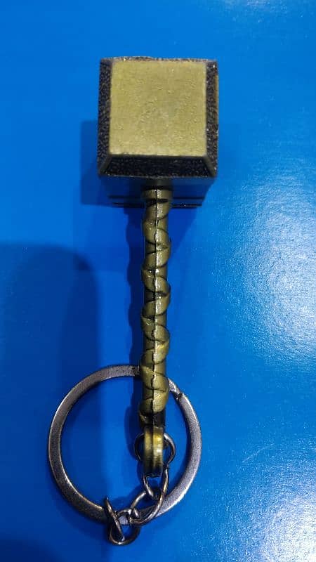 MARVEL Hammer keychain 10 on 10 condition. 1