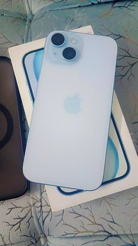 Apple iphone 15 factory unlock 128 gb 100 battery 53 cycle only 0