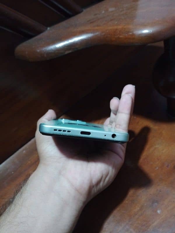 Infinix Hot 50i 11 month warranty 6+6gb ram 128gb memory. 5
