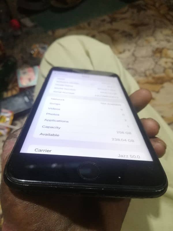 IPhone 7pluse 256gb non pta 4