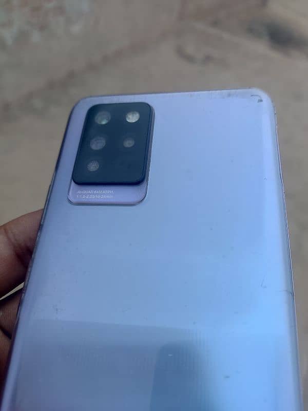 Infinix Note 10 Pro 4