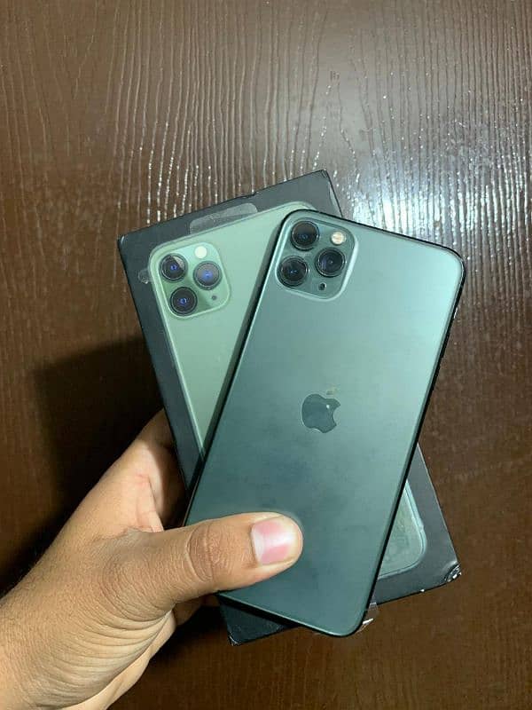 Iphone 11 pro max Dual Pta Approved in very low price 0