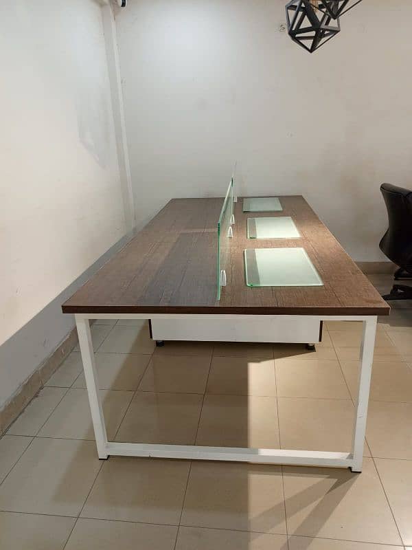 Workstation table/ office table 12