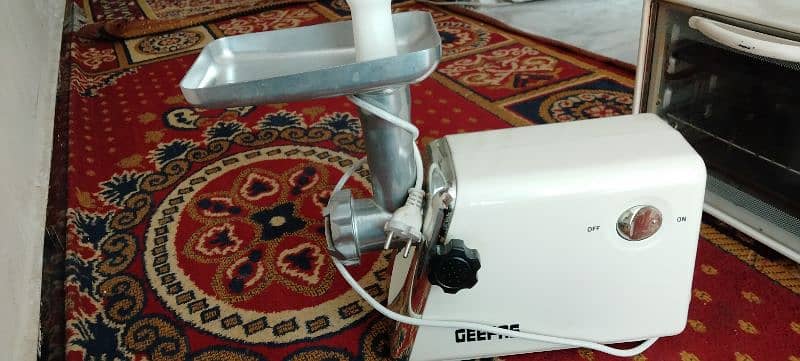 meat grinder 2