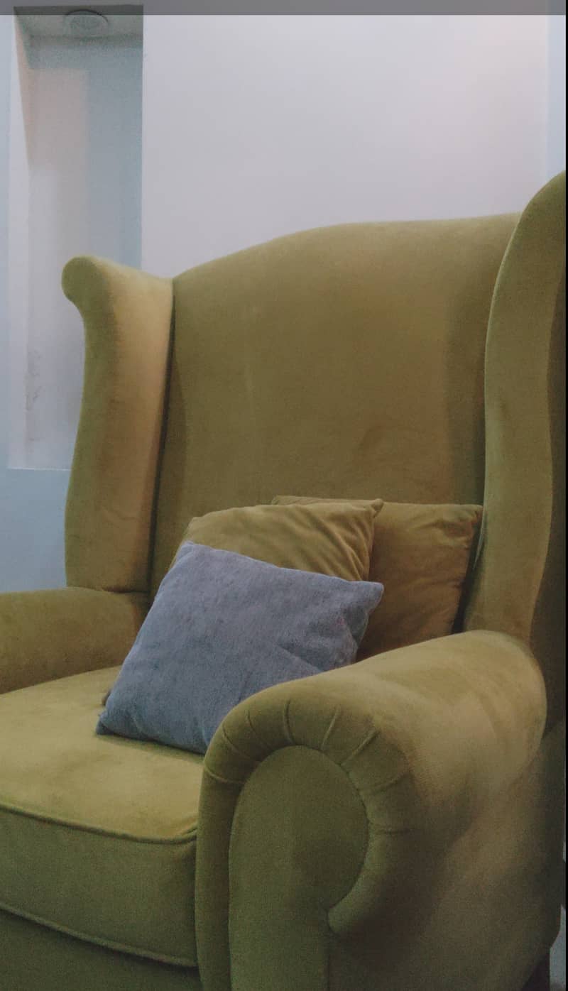 Stylish High-Back Armchair – Hardly used and perfect condition 1