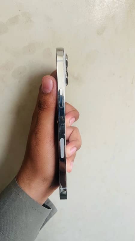 APPLE IPHONE 13 PRO MAX NON PTA 8