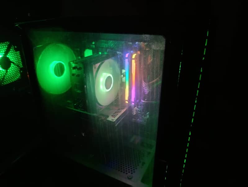 (Updated Price) USED RX 6600 | Ryzen 5 5600 Gaming PC with peripherals 0