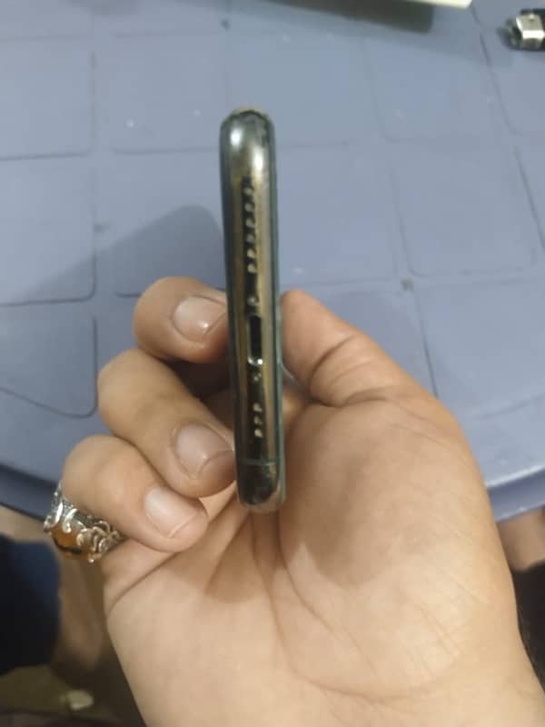 iphone 11 pro 64gb non pta 7