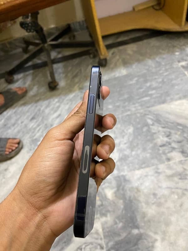 Iphone 12 Non PTA 2