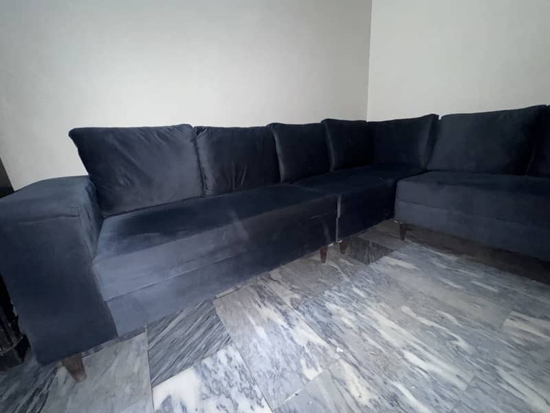 L-shaped 7 seater sofa 7