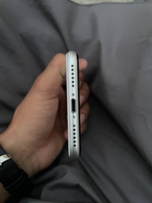 iPhone SE 2020 pta Approved for urgent sale 3