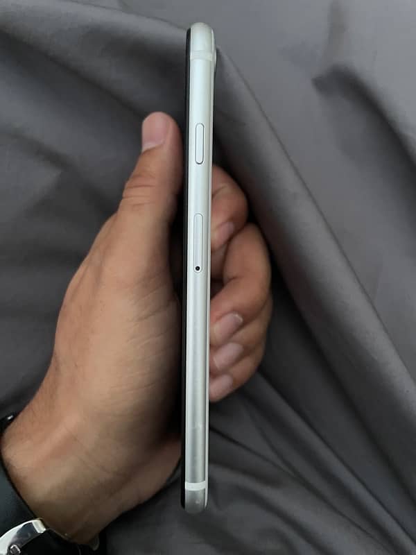 iPhone SE 2020 pta Approved for urgent sale 5