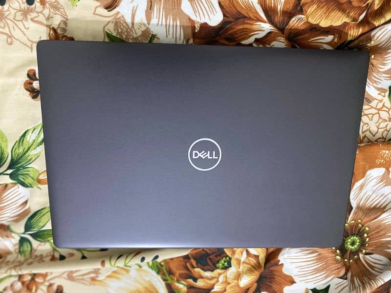 Dell Latitude 5400 core i5 8th Gen 8gb ram 256 Nvme ssd 3