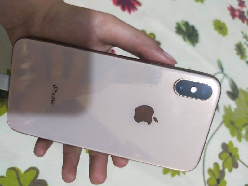 Iphone XS Gold Non PTA 64gb 3