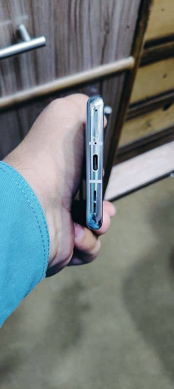 One Plus 9 Pro 5G 5
