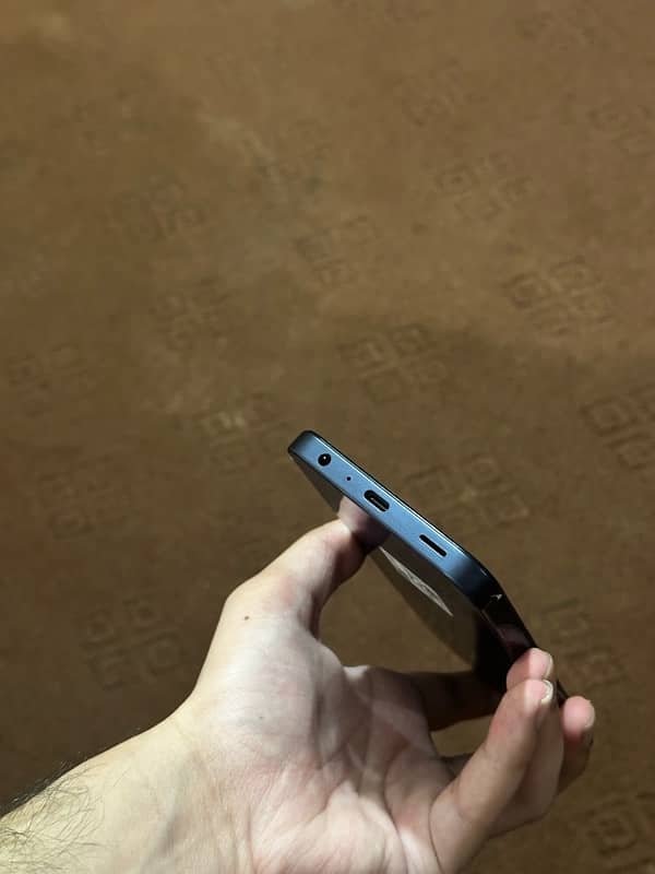 Samsung A25 5g 8/256 gb pta approved with box and accessories 2