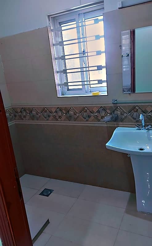 2 BED FLAT FOR SALE IN F-17 ISLAMABAD 5