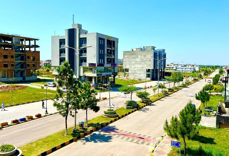 2 BED FLAT FOR SALE IN F-17 ISLAMABAD 8