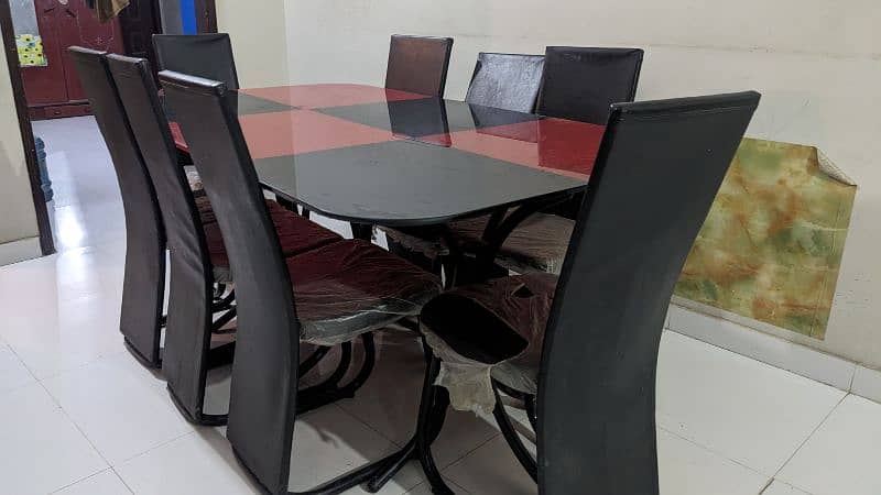 Dinning table and chairs 6x3.5 6