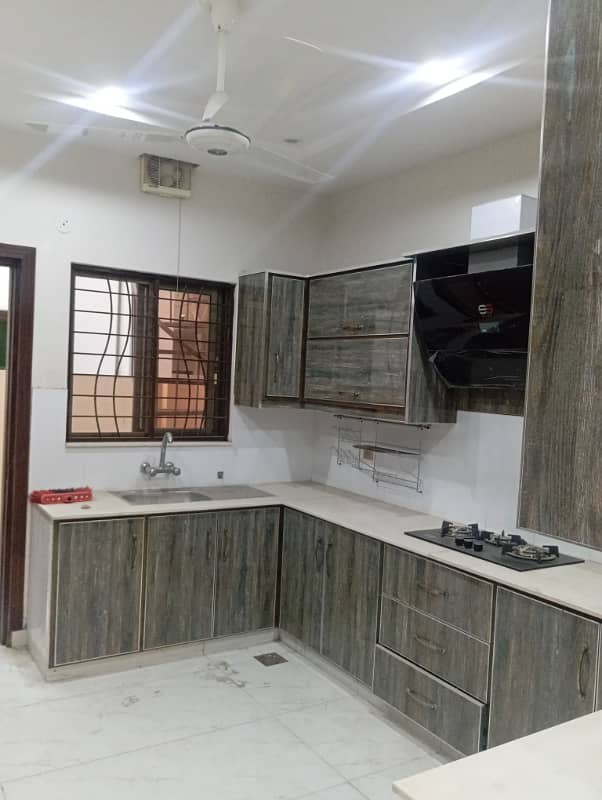 10 Marla House For Sale Jasmine Block Sector C Bahria Town Lahore 3