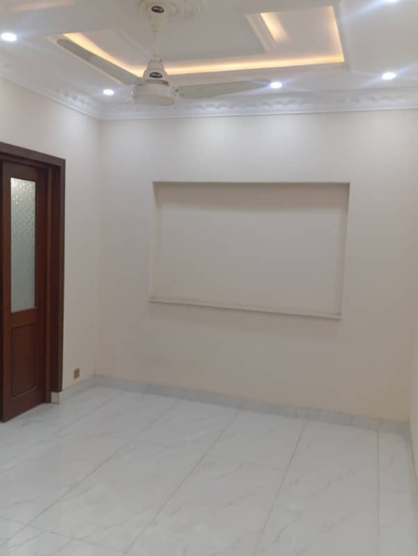 10 Marla House For Sale Jasmine Block Sector C Bahria Town Lahore 10