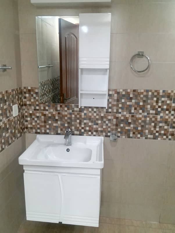 10 Marla House For Sale Jasmine Block Sector C Bahria Town Lahore 16