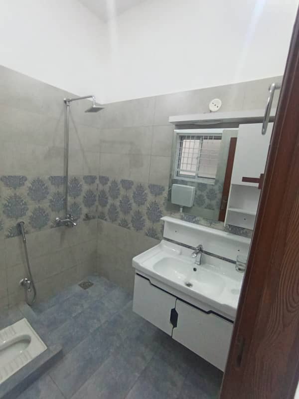 10 Marla House For Sale Jasmine Block Sector C Bahria Town Lahore 17